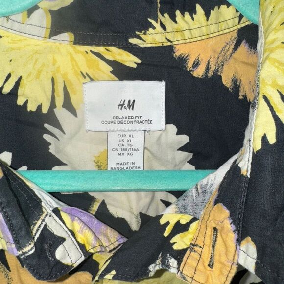 H&M Black and Yellow Casual Button Down Shirt with Bold Floral Design - Picture 3 of 3
